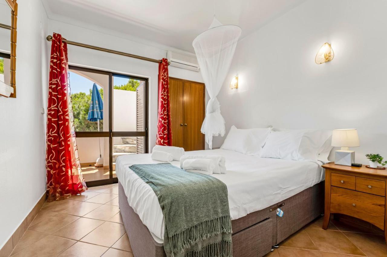 Ferienwohnung Pine Trees Penthouse Olhos de Agua  Exterior foto