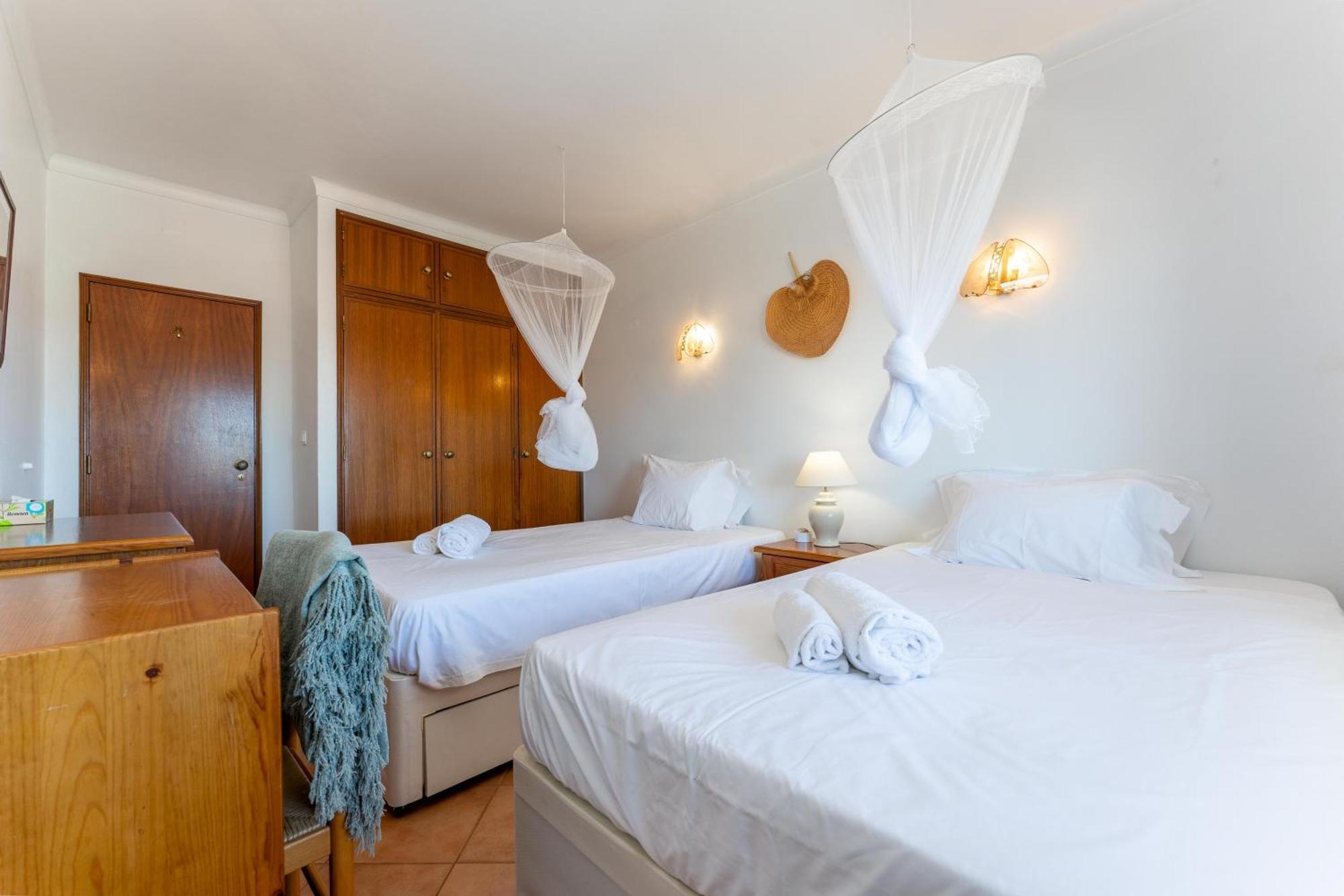 Ferienwohnung Pine Trees Penthouse Olhos de Agua  Exterior foto