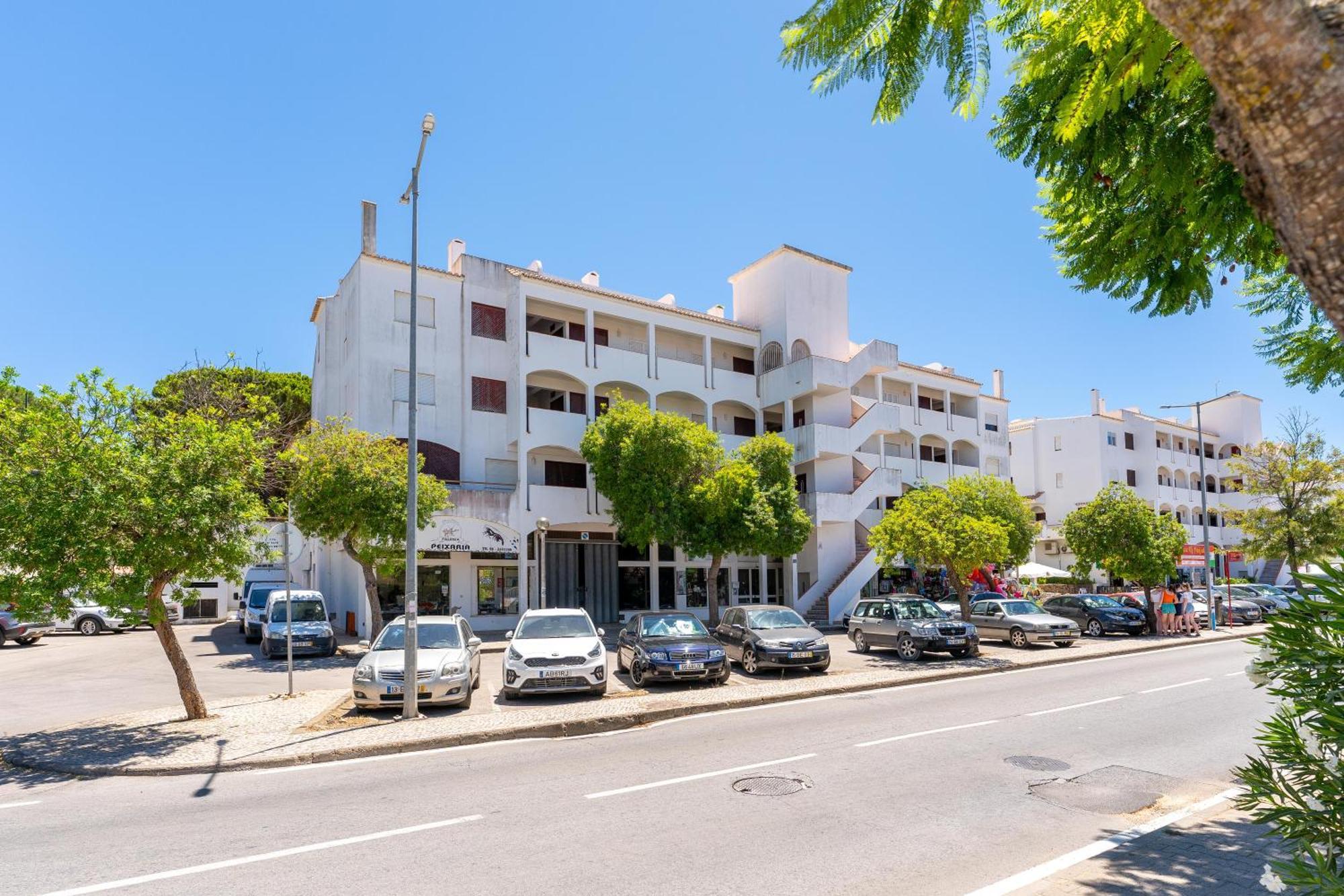Ferienwohnung Pine Trees Penthouse Olhos de Agua  Exterior foto